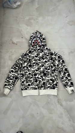 Bape zip up hoodie