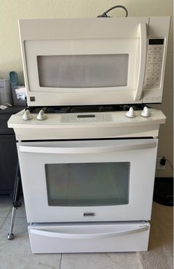 Kenmore 30” inch Gas range and over-the-range Microwave