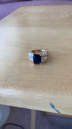 Great Costume Ring With Faux Diamonds And Sapphire