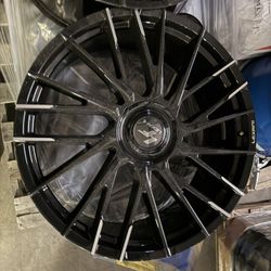 Velar 26” Rims 5 Lug