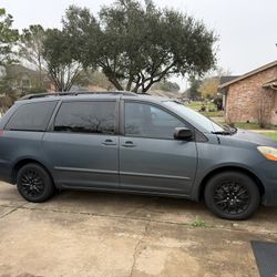 2008 Toyota Sienna