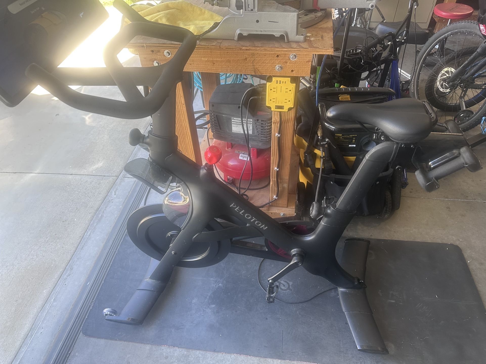 Peloton bike + Model PL-02