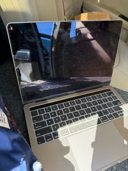Apple MacBook Pro Laptop