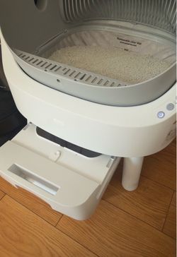Automatic litter box