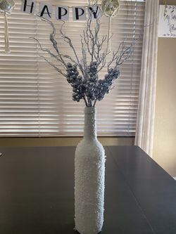 FROSTY WINE BOTTLE DECORATION☃️❄️