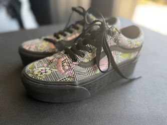 Vans (woman’s 6)