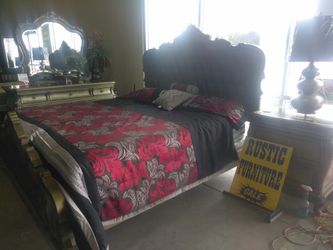 Amazing bedroom set king size bed dresser mirror nightstand