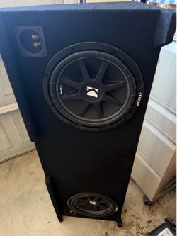 Kicker Comps and Audison SR 1.500 amp