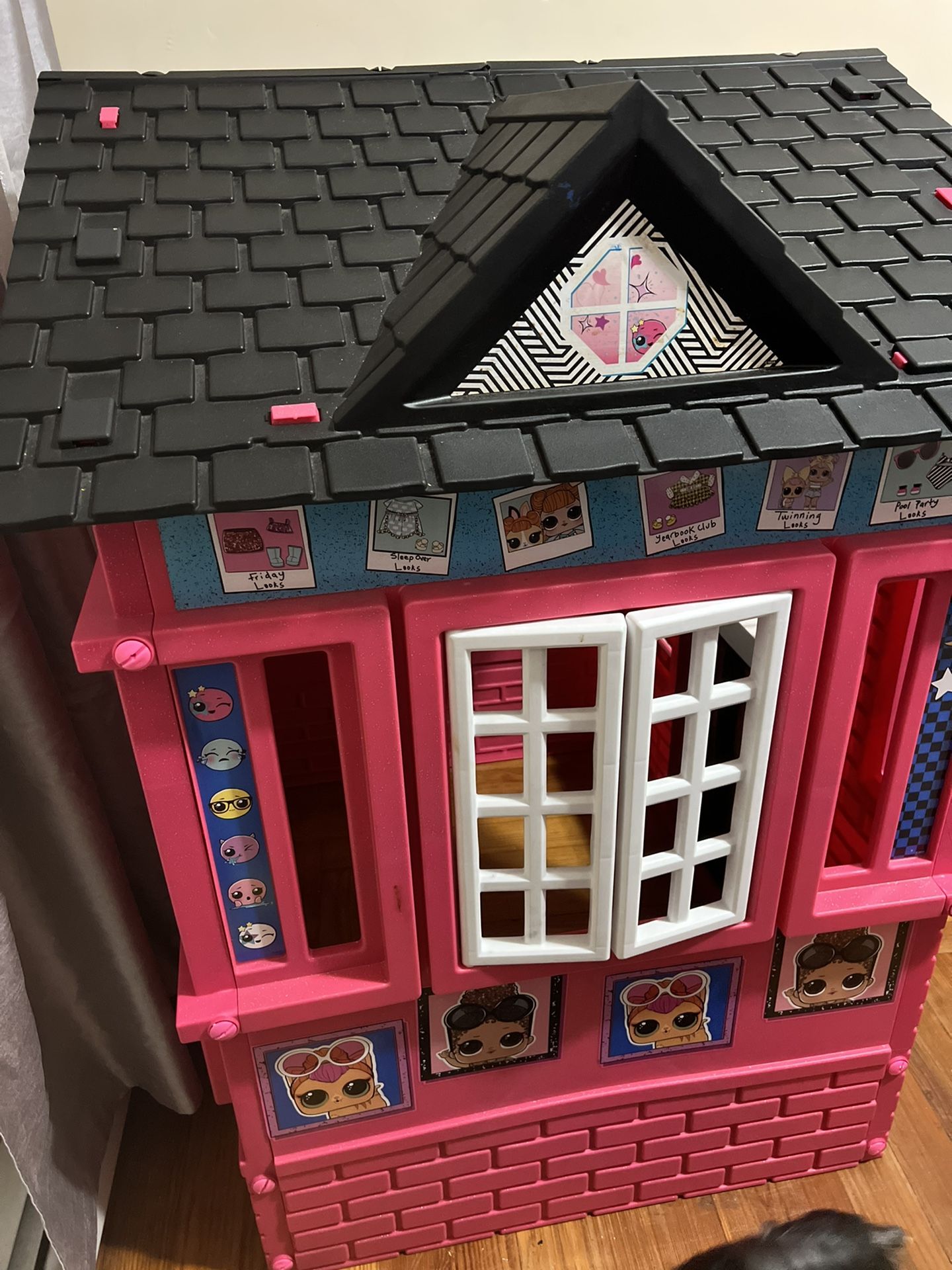 Lol Doll House / Play House