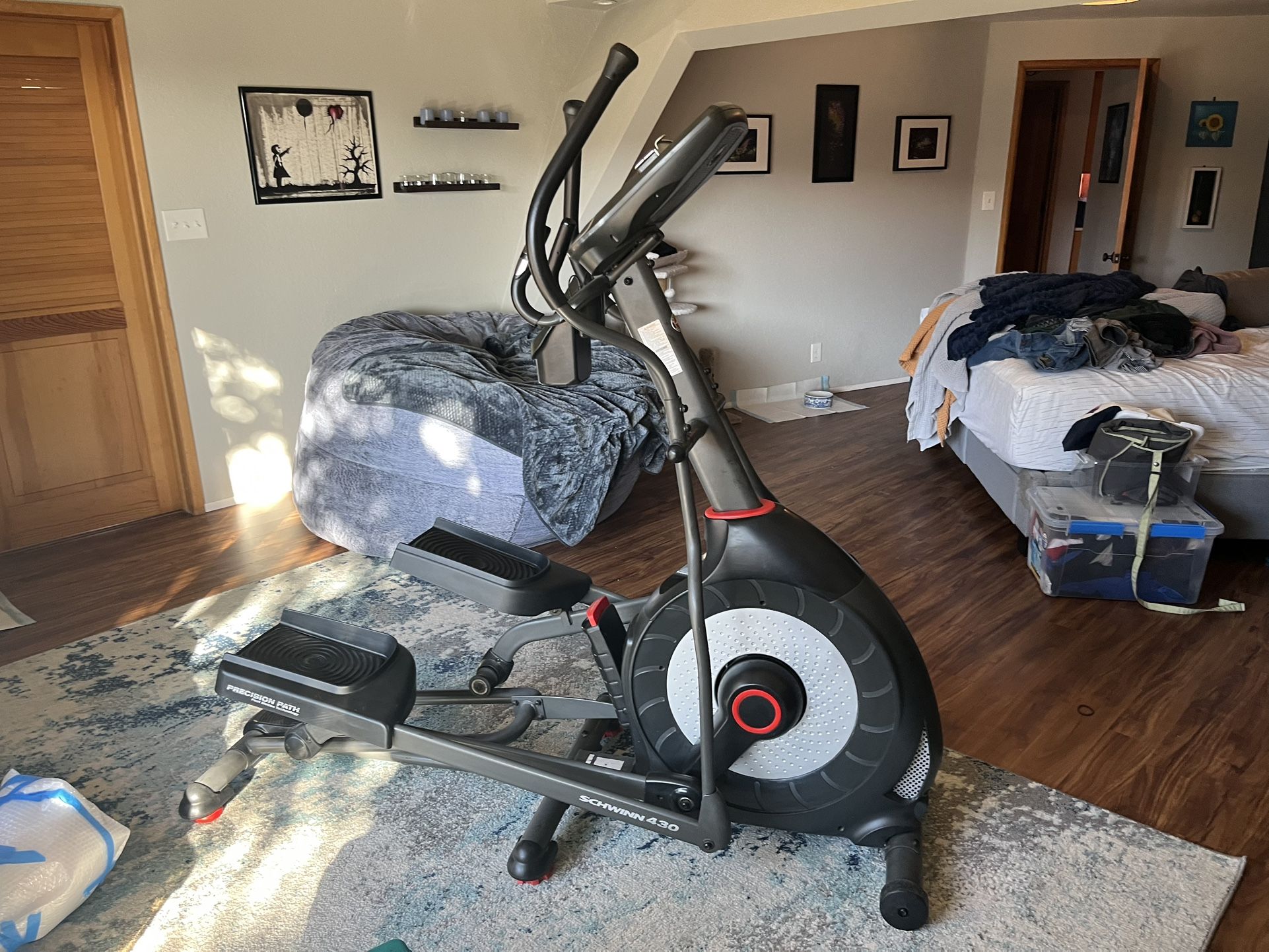 Schwinn 430 Elliptical