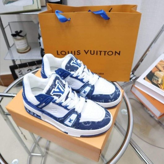 Louis Vuitton Monogram Sneakers- Size 7 for Sale in Bedford, NY