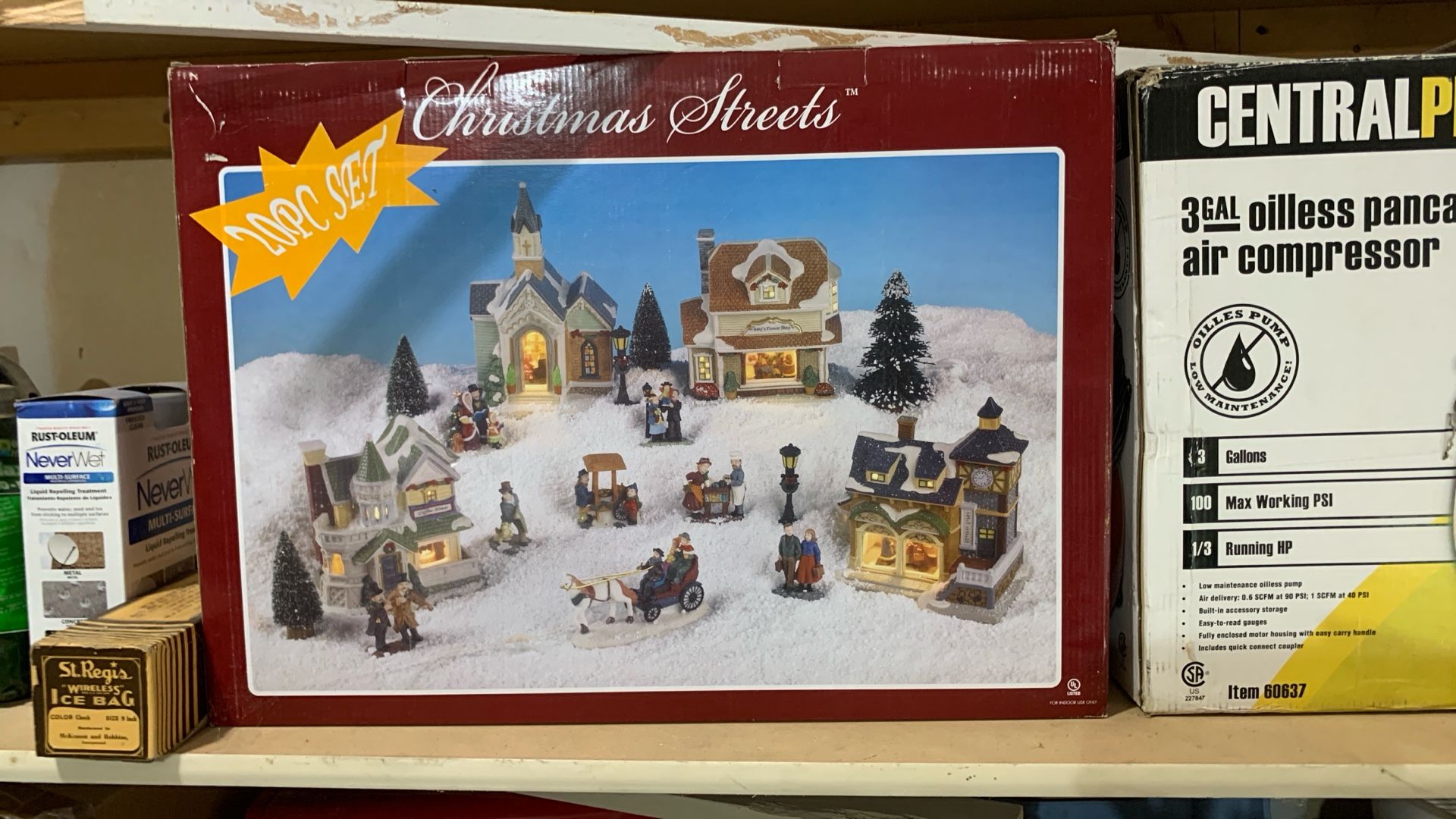 Christmas Decoration Porcelain Large 20 Pc Set
