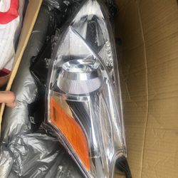 Toyota Prius V 2012 - 2015 New Headlight