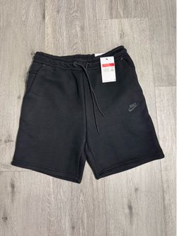 Nike tech shorts Size L