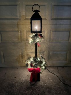 Christmas Lamp Post
