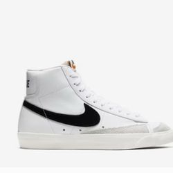 Nike Blazers White, Gray and Black 