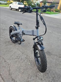 Jetson Folding Fat Tire Electric Bike and i take trade for other bike