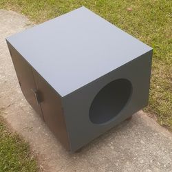 Teamson Home Cat Box & raised bed