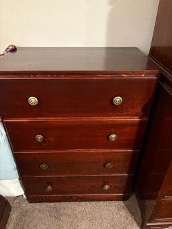 Dresser