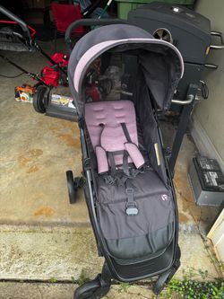 Baby Trend Baby Stroller Black and Pink