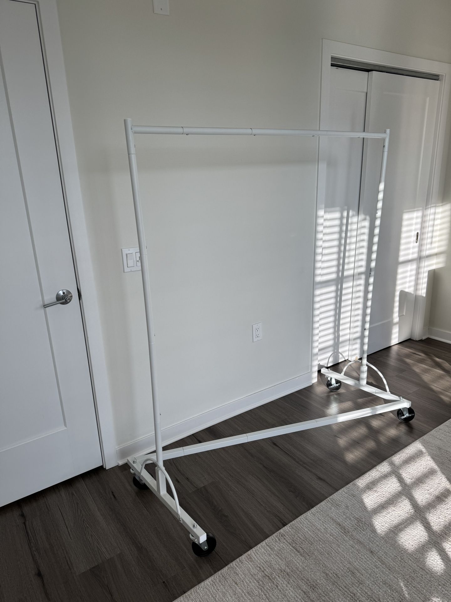 Rolling Clothing Racks with Z-Base, Heavy Duty Garment Rack,Clothes Rack on Wheels With Brakes, Sturdy Metal Hanging Holder, Clothes Organizer Rack, W