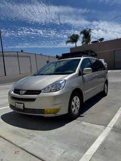 2004 Toyota Sienna