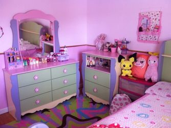 Used Doll House Furniture Set Ashley