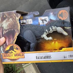 Jurassic World, Huge Lot Of Dinosaurs!