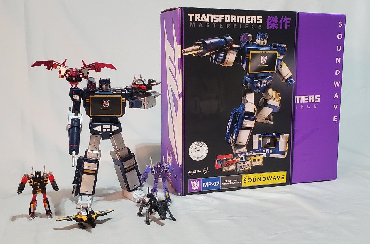 MP-02 Masterpiece Soundwave Toy's R Us EXCLUSIVE!