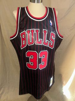 Mitchell & Ness Chicago Bulls Scottie Pippen Black Pinstripe Swingman Jersey