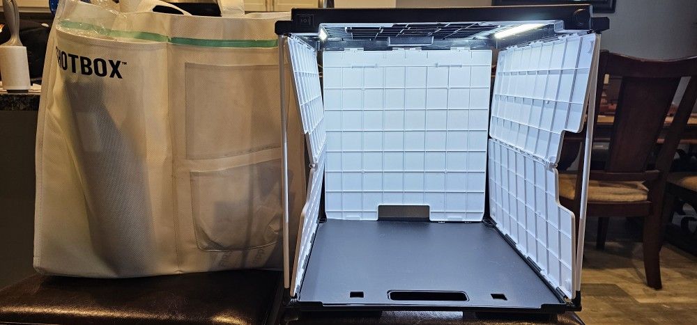Like New ShotBox Photo Studio Background Kit