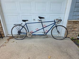 Burley tandem bicycle