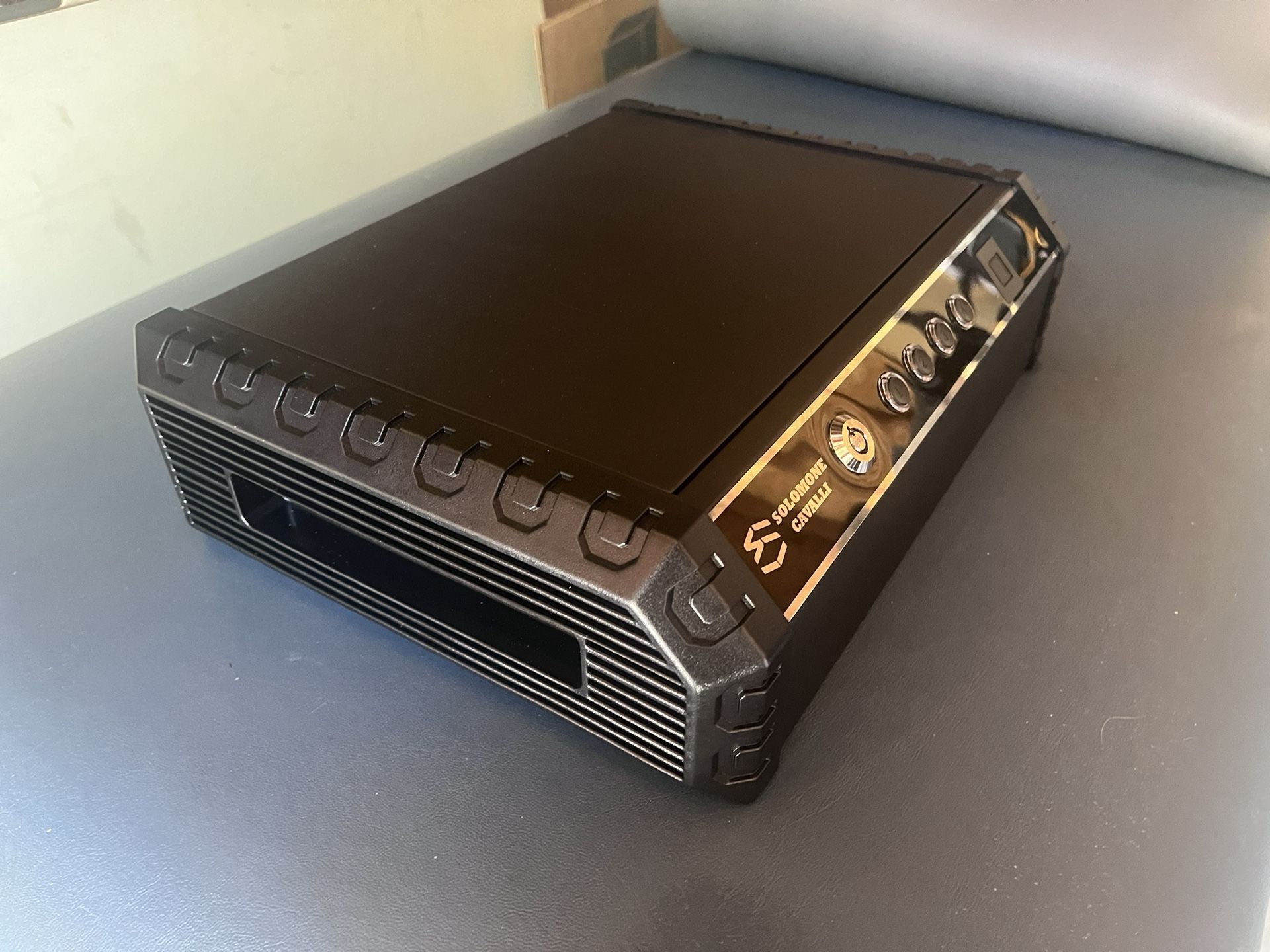 Solomone Cavalli Biometric Gun Safe