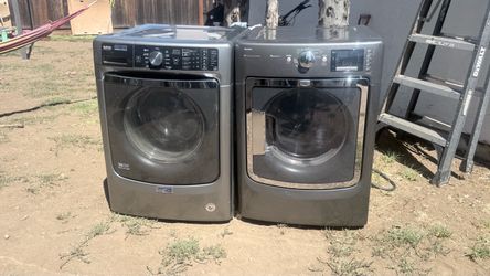 MAYTAG WASHER AND ELECTRIC DRYER SET