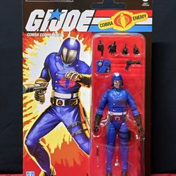 👮‍♂️G.I. Joe Classified Series Retro Cardback, Cobra Commander Action Figure