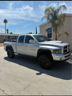 Clean Title 2004 Dodge Ram Hemi Sport