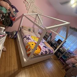 Girls Bed Full Size