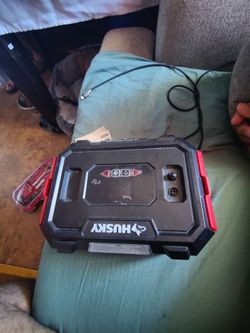 Husky 12-Volt Inflator H12N