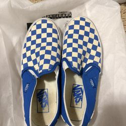 Women’s Size 6 Checkered Vans