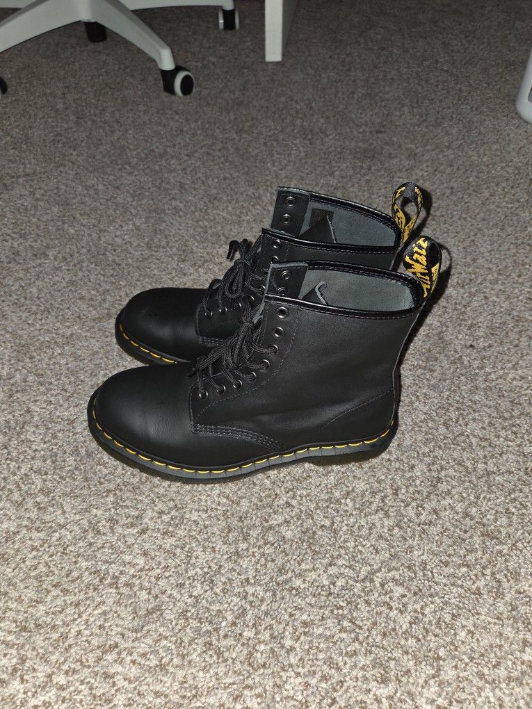 Doc Martens Size 9