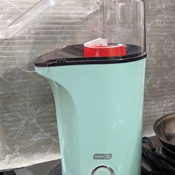 Dash Popcorn Maker