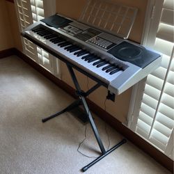 Electronic piano