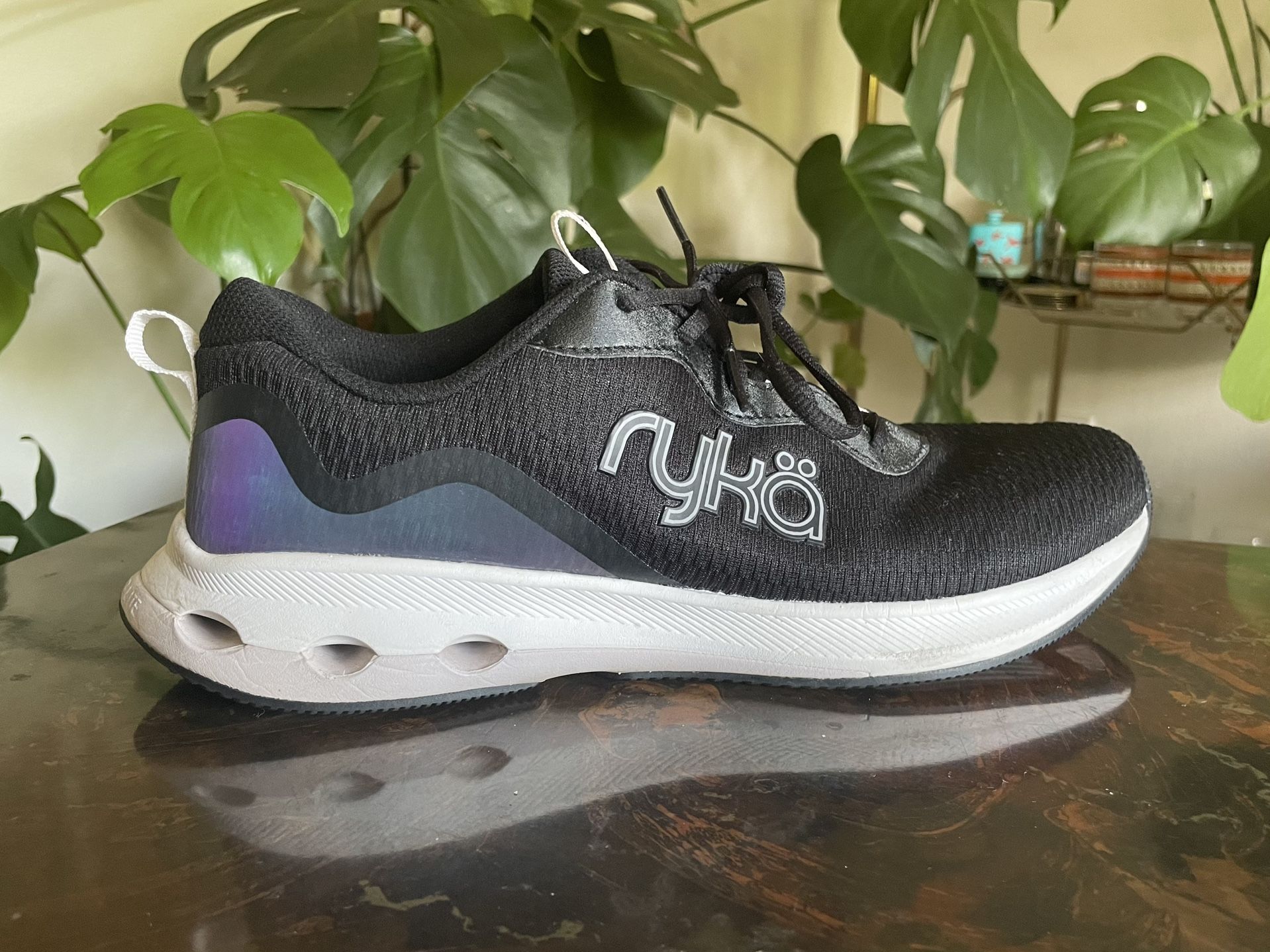 Ryka Accelerate Walking Shoes - Womens Sz 10