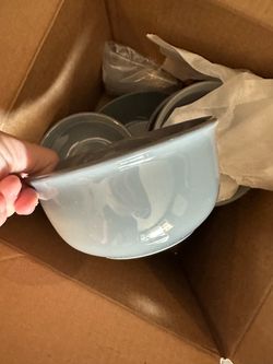 Gray dishes