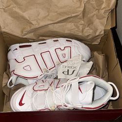 Uptempo Size 11 Wh/Varsity Red