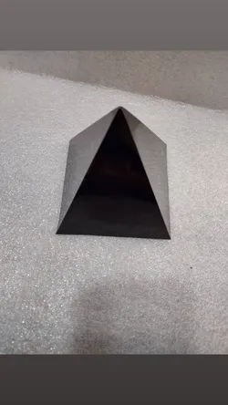 Black pyramid