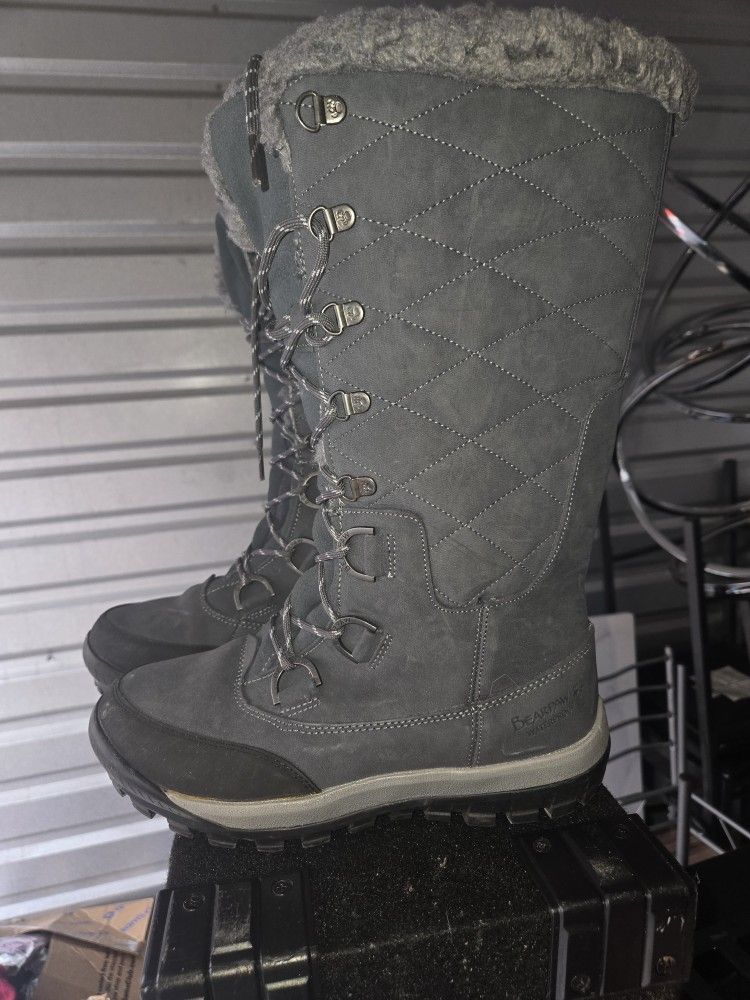 Bearpaw Boots Size 9