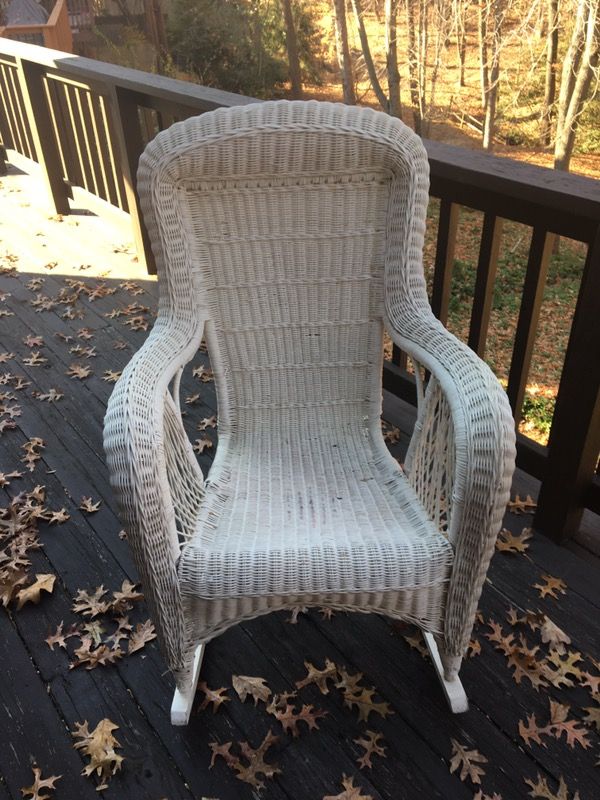 Rocking chair -- French Wicker