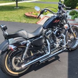 2102 Harley-Davidson XL1200V