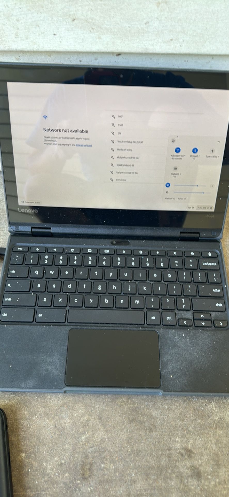 Lenovo Touchscreen Tablet With Keyboard